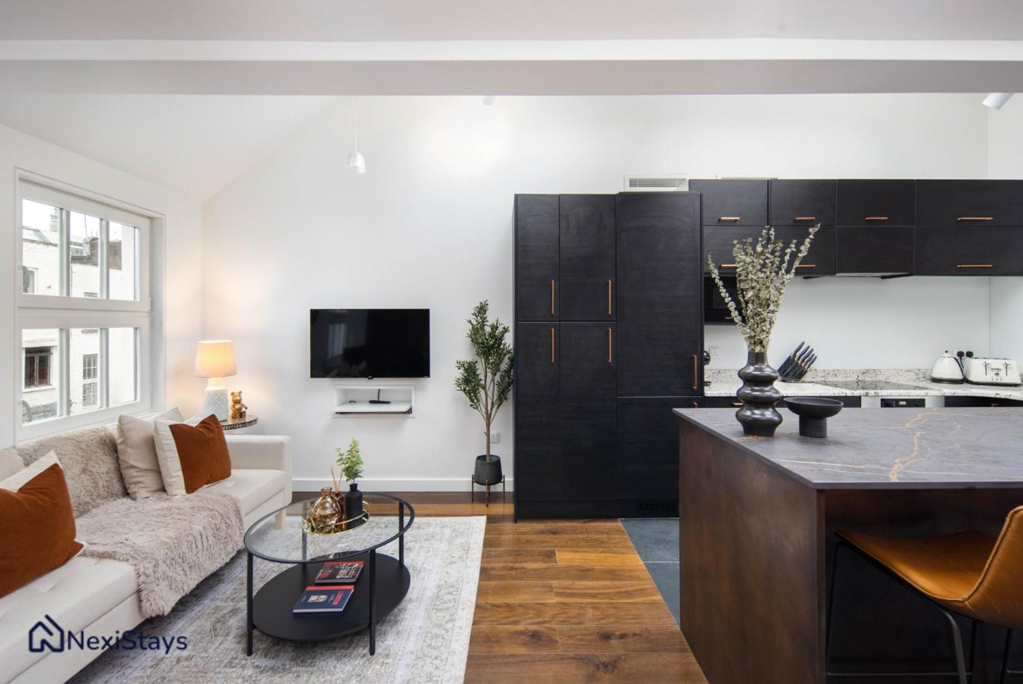 1 Min Walk To Euston Station, Modern Townhouse Apartment ลอนดอน ภายนอก รูปภาพ